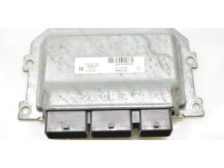 Блок управления двигателя 237105698R   Dacia Duster II