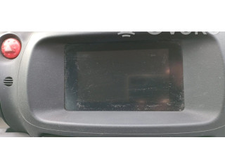 Přístrojová deska Nissan Almera Tino