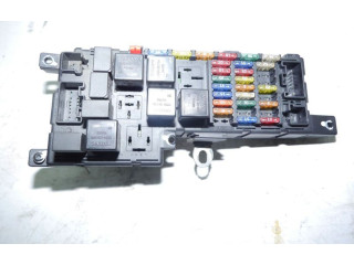 Блок предохранителей 518828017, 518828017 Volvo V70