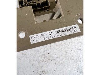 Блок предохранителей 82201AG041, 802221 Subaru Outback