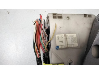 Блок комфорта 823053023, 710241443 Lexus IS 220D-250-350