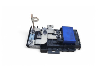   Pojistková skříňka A2465400950   Mercedes-Benz GLA W156 2016