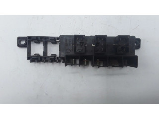 Pojistková skříňka 8L0941822A, 896083000 Audi A4 S4 B5 8D 2000