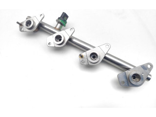 Vstřikovací lišta A2700701400, A2700780645 Mercedes-Benz GLA W156 M270.910