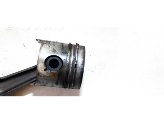 Píst    Citroen Berlingo  pro benzínový motor 1.8  