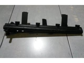 Топливная рампа 9621783580   Peugeot 406  