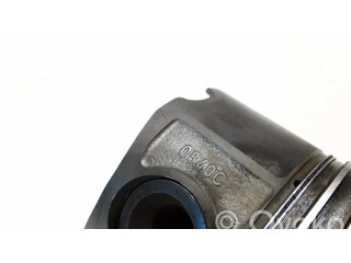 Píst 0840C BMW 3 E90 E91 pro naftový motor 2.0