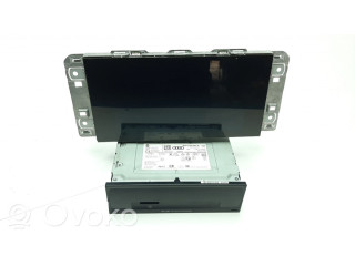 Радио/ проигрыватель CD/DVD / навигация