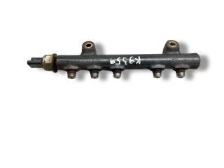 Топливная рампа 9684753080, 111040002   Peugeot 5008   для двигателя 9HR (DV6C)