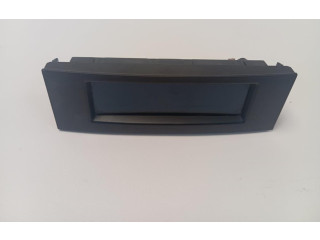 Дисплей    9803399680   Peugeot 3008 I