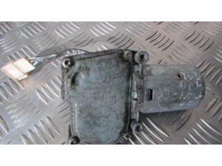 Моторчик заднего дворника 0390216750    Renault Twingo I