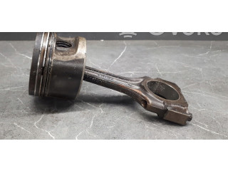 Píst 10401 Mercedes-Benz E W124