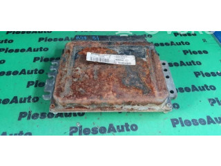 Блок управления двигателем Блок управления 8200107212, S110130338A. Dacia SupeRNova