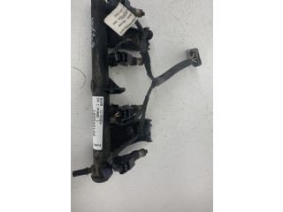 Топливная рампа 198552 Citroen C4 I для двигателя TU5JP4_NFU