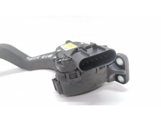 Педаль акселератора