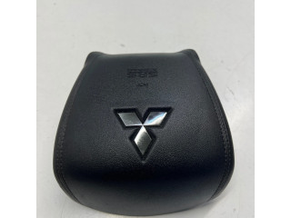 Подушка безопасности водителя    Mitsubishi Outlander