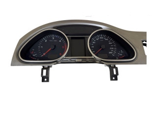 Přístrojová deska  Audi Q7 4L 2006 4F0919603B  