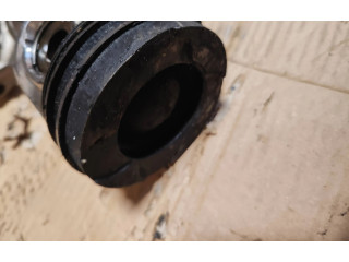 Píst Toyota RAV 4 (XA30)