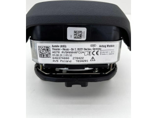 Подушка безопасности водителя    Audi RS3 8Y