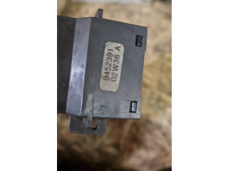 Ручка стеклоочистителей 9452391   Volvo V70