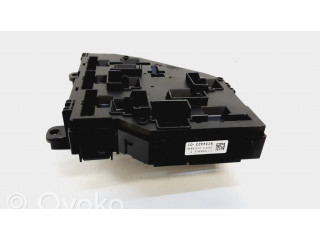 Pojistková skříňka 9234423 BMW 7 F01 F02 F03 F04 2012