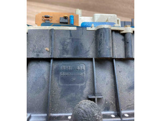 Přístrojová deska  Audi 80 90 B2 1978 81117434, 88471066  