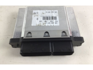 Блок управления двигателя 04E906027LP   Audi Q2 -