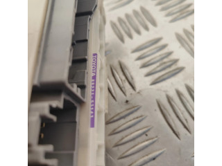 Блок комфорта 8273053023   Lexus IS 220D-250-350   