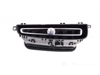 Воздушная решётка окна