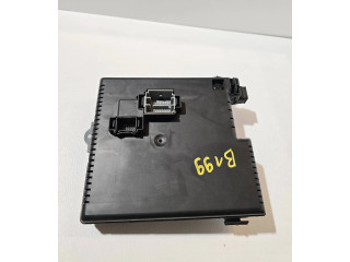 Блок предохранителей 30786646, 07W163 Volvo S60