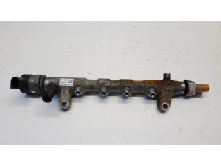 Vstřikovací lišta 03L089M, R03L125C Volkswagen Jetta VI pro naftový motor 2.0 CFF