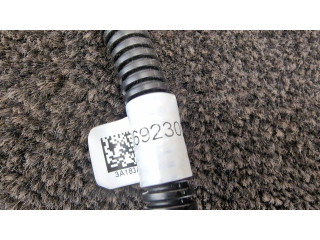 Подушка безопасности в сиденье 630692300F Tesla Model S