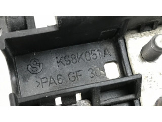 Другая деталь отсека двигателя