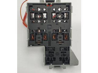 Pojistková skříňka 7L0937503 Porsche Cayenne (92A) 2011