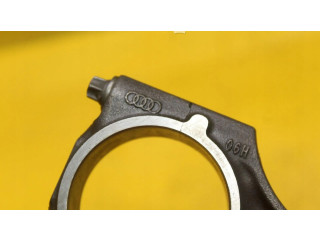 Поршень с шатуном 06H Skoda Octavia Mk2 (1Z)