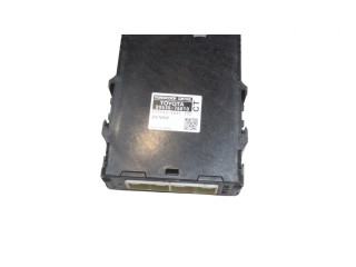 Блок управления коробкой передач 8953576010 Lexus CT 200H