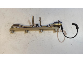 Vstřikovací lišta 55355610, 0280151220 Saab 9-5 pro benzínový motor 1.6 A 16 LET