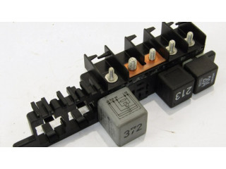 Блок предохранителей 8L0941822A   Audi A3 S3 8P    