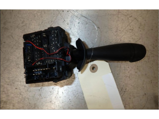 Ручка стеклоочистителей 8201168008 Dacia Logan II