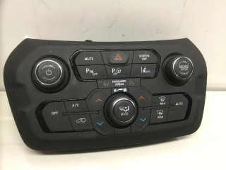 Блок управления климат-контролем    Jeep Renegade