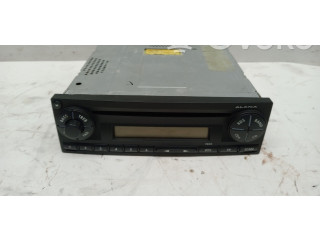 Pojistková skříňka Радио/ проигрыватель  / навигация com   Volkswagen Polo III 6N 6N2 6NF 1998