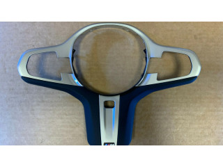 Steering wheel trim