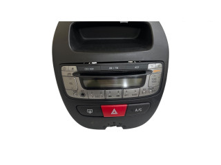 Поршень Радио/ проигрыватель CD/DVD / навигация  861200H010, W53811  Peugeot 107  