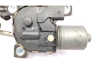 Моторчик дворников 31253518, 1397220585    Volvo S40