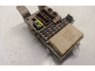 Блок предохранителей 8264113040, 2323000231   Toyota Corolla Verso E121    