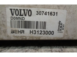 Интеркулер  30741631, H3123000   Volvo V50 