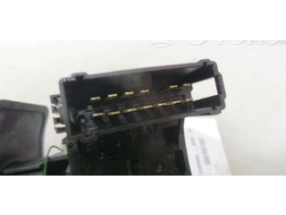 Зеркало электрическое        Dacia Duster  2010 - 2017 года   