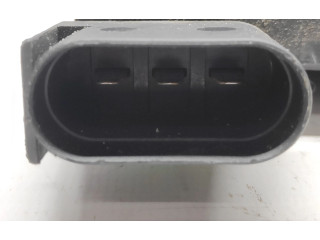 Блок предохранителей 1C0937549E   Volkswagen New Beetle    