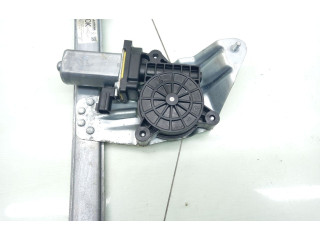 Рулевая рейка  Передний механический механизм для подъема окна 907213282, 275620   Dacia Sandero  -  года