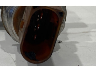 Топливная рампа 03L089N, 110213   Volkswagen PASSAT B7   для двигателя CFGC